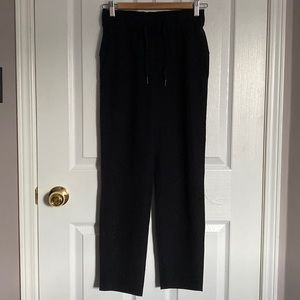 Lululemon size 2 lounge pant